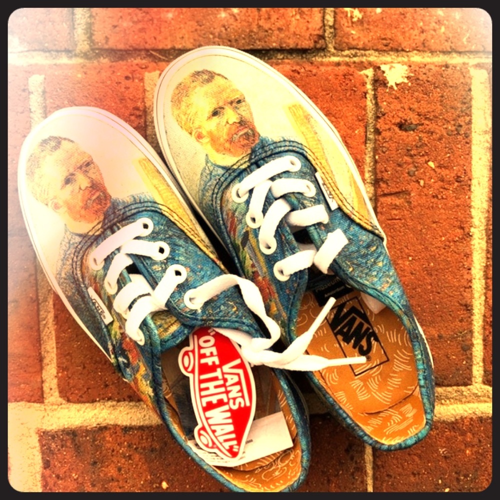 Vans X Vincent Van Gogh X Authentic sneaker.